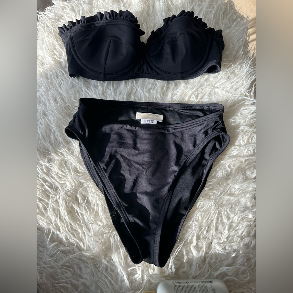 Michael Kors bathing suit. Size XS top and bottom.